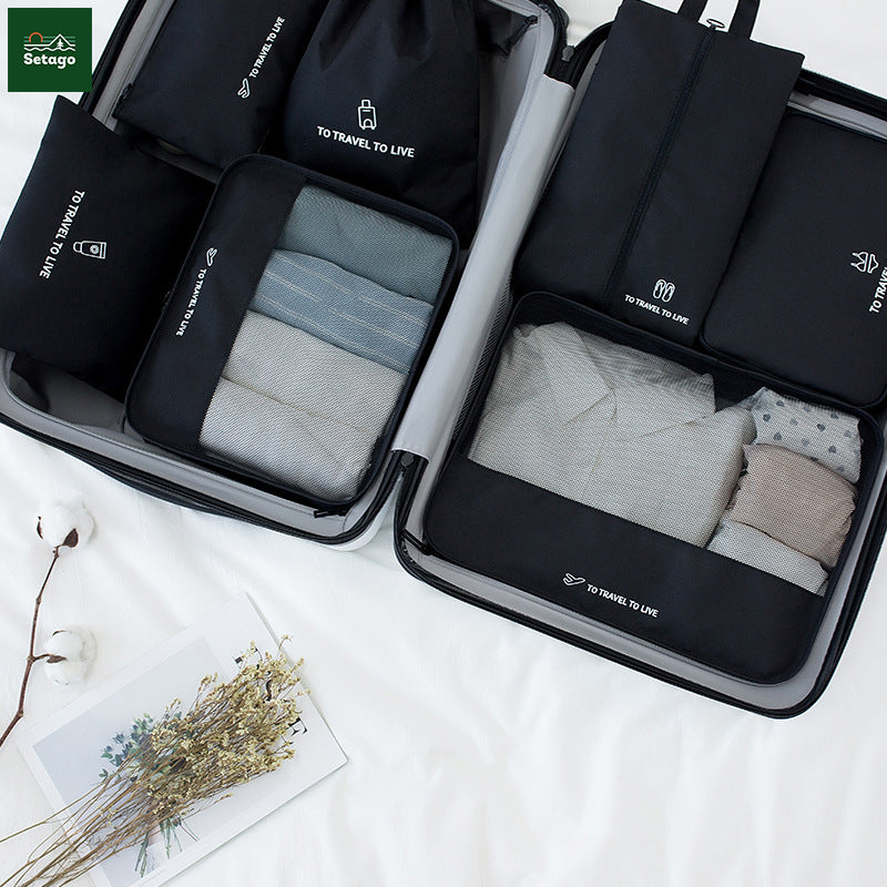 A smart travel tip for families with young children: the Travel Pack – a 7 pieces luggage organizer set for easier, lighter trips.
