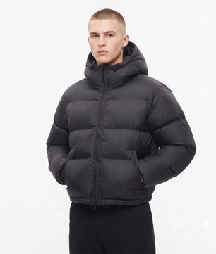 NEVIRALER Jacket – Windproof, Warm & Lightweight for Outdoor Adventures