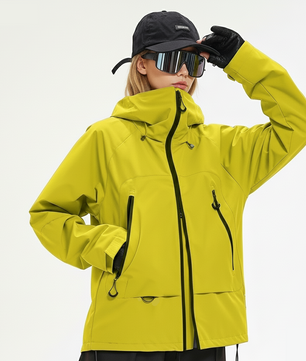 Venture Outdoor Jacket – Triple-layer Teflon fabric: water-repellent, stain-resistant, and windproof