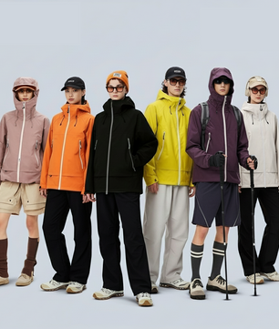 Venture Outdoor Jacket – Triple-layer Teflon fabric: water-repellent, stain-resistant, and windproof
